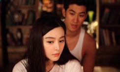 该片已定档于11月25日感恩节档期北美上映。
